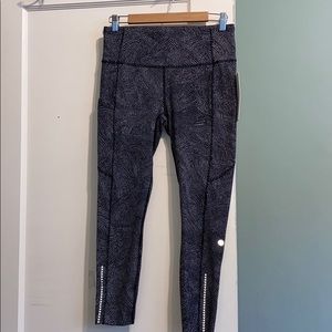 Lululemon Fast and Free HR tight 25”